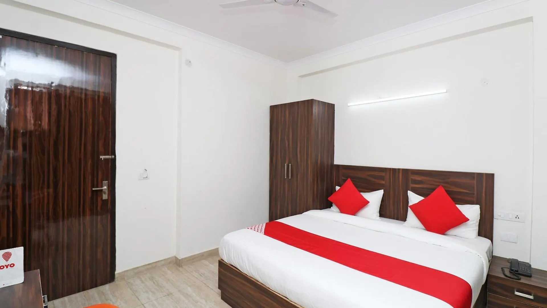 Hotel O N R Residency Gurgaon 0*,  Indien